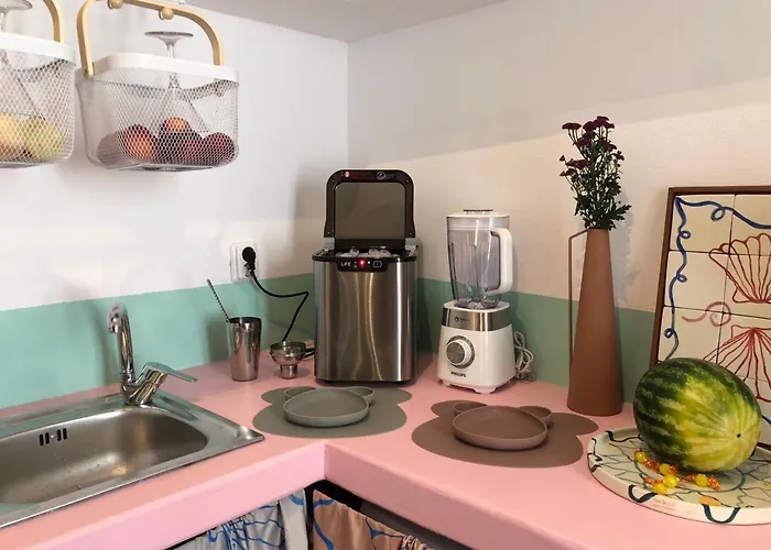 Holy Summer In Market Streets Appartement Náoussa