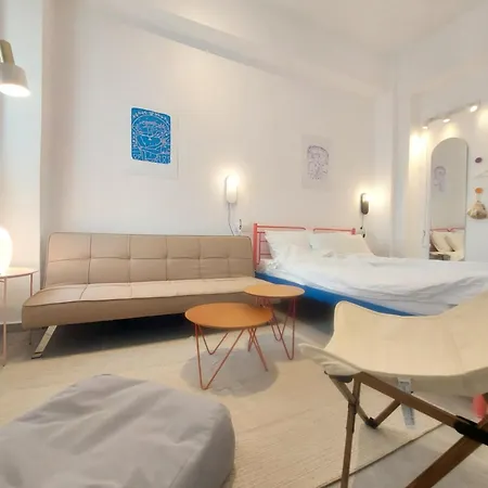 Apartment Holy Summer In Market Streets