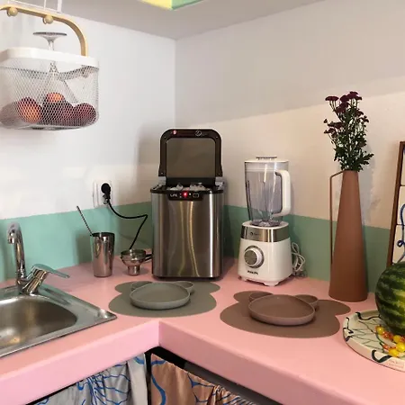 Holy Summer In Market Streets Apartment Naousa (Paros)